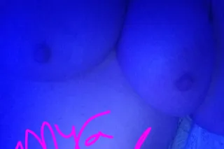 🤪 IF IT AINT MYA.. BLUEYEZ.. AND YOUR CERTAIN THATS WHO IT IS.. DONT FALL FOR IT!! 😘🥰 2 TELEPHONE NUMBERS TO REACH ME! 🥰 - Image 1