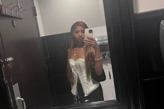 come and see my sexy body - Image 3