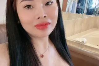 ​💗I'm Beautiful Asian Girl Ava... - Image 3