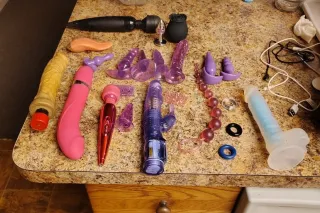 mizz get anything u want - Image 12