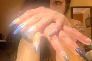 Filipina Milf that still loves... - Image 3