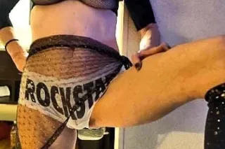 Time is running out to fill up Nectarine's juicy holes. Cum today!! - Image 1