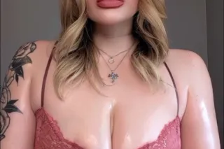 Milky Mommy/Lactating Goddess - Image 6