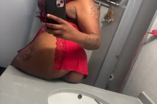 SexxyRedTrucker ❤‍🔥💋 4rm THE H... - Image 3