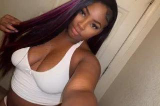 Outcalls 👅😘 - Image 1