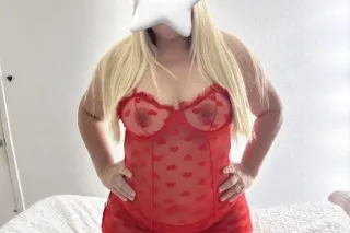 latina caliente - Image 7
