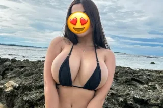 If you're looking for good vibes, easy laughter, I'm your girl V I'm affectionate, attentive, and always bringpositive energy to every date- FaceTime show Andcontent videos available - Image 6