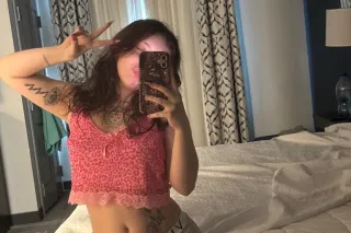 pretty faced petite baby - Image 1