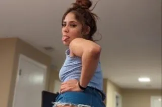 Very Pretty latina Girl MY HEA... - Image 4