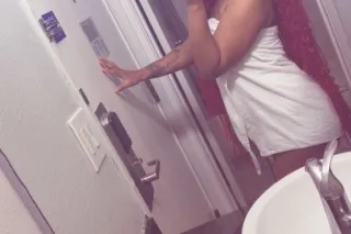 COME GET DRAINED😩💦 ( TWO GIRLS AVAIILABLE) - Image 4