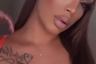 exotic latina juicy booty - Image 7