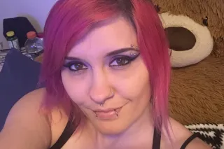 Looking for sexy Erotic content - Image 8
