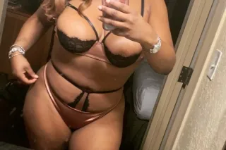 Jackpot Party Girl! INCALL Out... - Image 1