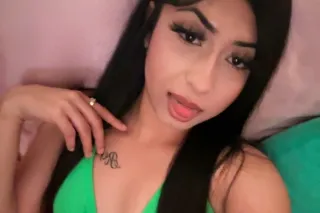 Petite latina - 21 - Image 2