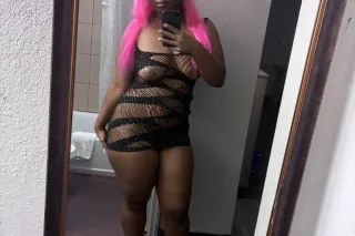 IM NEAR YOU! 😍$200 HHR SPECIAL... - Image 4