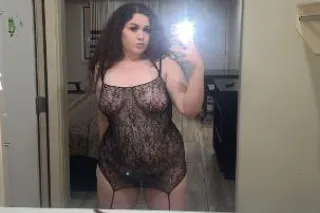 SEXY MIXED LATINA NEW IN TOWN!... - Image 4