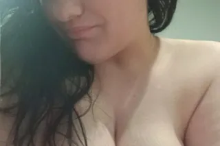 nudes - Image 6