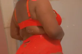 Horny Black Girl 😩 Ready 2 Fuc... - Image 1