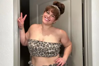 juicy redHEAD ready to make yo... - Image 3