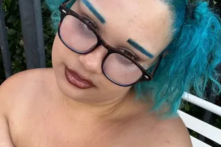YOUR FAV CHUBBY 18 yo PARTY GIRL!❄ come make it snow on me baby❄ Let me keep you company and show you a good time💋 - Image 6