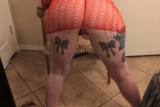 ITS HOT OUT! CUM GET WET WITH THIS RED HEAD. 🥵💦❤‍🔥 - Image 7