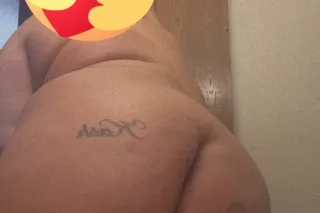 hey daddy come chill💦incall on... - Image 3