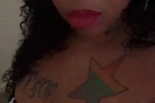 Pretty face thick N my waist R... - Image 3