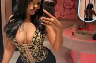 💋 Chanell – The Mystery You Can’t Forget 💋 - Image 1