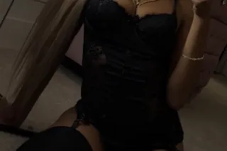 Your Dream Girl 🥰🥰😩 **LAST DAY HERE ‼ - Image 2