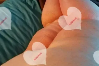 Soft Pink Lips SS BBW VA - Image 8