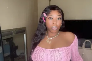 Mz. BUBBLE BOOTY 💦 AVAILABLE NOW ✅ - Image 1