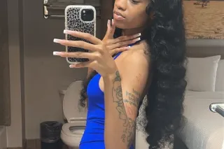 💋 Sweet, petite & your favorite distraction. Available now. ✨ - Image 2