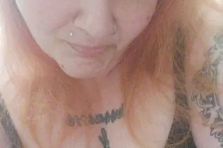 🍌❌️Plus-sized Latina looking t... - Image 3