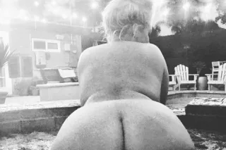 🔲◽🔲SUPER THiCk SNOWBUNNy WiTH ... - Image 4