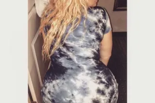 🔲◽🔲SUPER THiCk SNOWBUNNy WiTH ... - Image 1