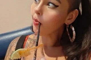 whats a hookers favorite daii ... - Image 1