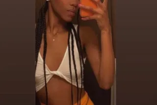 Brown skin beauty 💎 slim waist... - Image 4