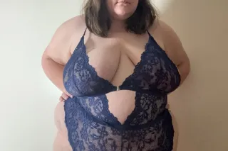 Big thick white bbw snowbunny ... - Image 1