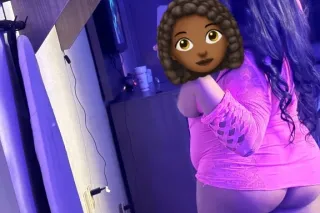 NEW TO THE AREA COME SEE ME 😌its your favorite brownskin mami 👩🏾‍ from the south ! come enjoy this juicy coochie this wet warm throat 💦😏 & these soft brown titties - Image 7