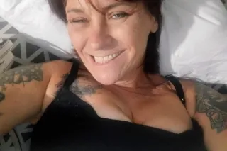 💯🤎💯Sweet Juicyand Hot MilF💯😺💯 - Image 1