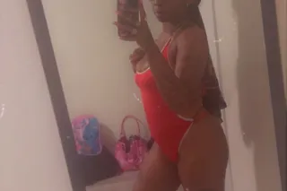 IM Back 😘🥰 Your favorite eater - Image 5