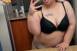 Available 📲 Let's meet Outcalls and cardates - Image 1