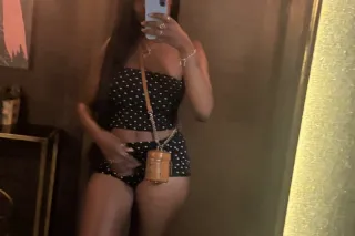 🩷UPSCALE 5⭐Seductive Goddess, Slim Body Fat Ass Dont Miss Out!!👸🏽 - Image 2