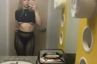 Cum make me Cum😍 Sweet🍒 And Wet 💦 Petite Blonde😘 - Image 10