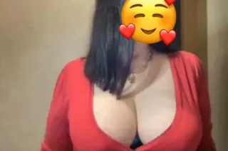 Hello, I'm Betty. estoy dispon... - Image 2