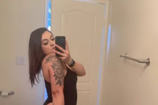Im here for a good time baby. ... - Image 2