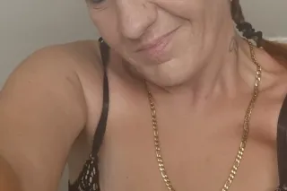 I am a horny girl✅🌸𝐉𝐮𝐢𝐜𝐲 𝐩𝐮𝐬𝐬𝐲... - Image 2