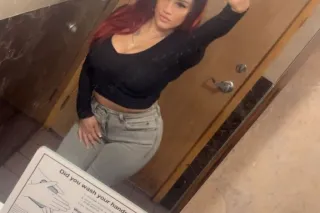 ✨BEAUTIFUL and BUSTY✨ Available NOW❗Satisfaction Guaranteed ✨ - Image 5