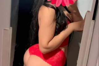 Santas Sexy Helper 🎅🧑‍🎄 - Image 3