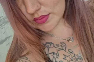 Come swim with me ,lounge by the pool or casual relaxation inside Incall Available ,Private Discreet. Content and more also available - Image 6